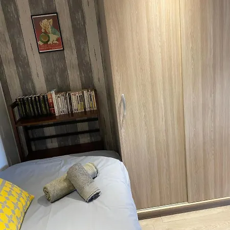 - Rochegude Альби