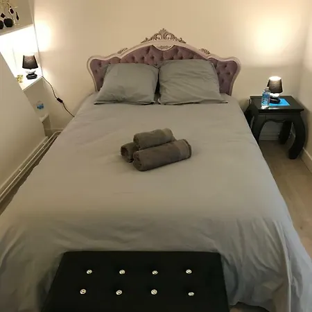 - Rochegude Апартаменты *