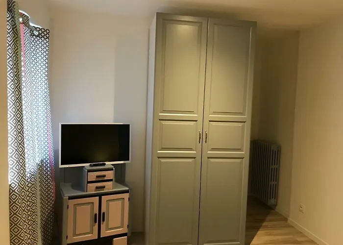 - Rochegude * アルビ